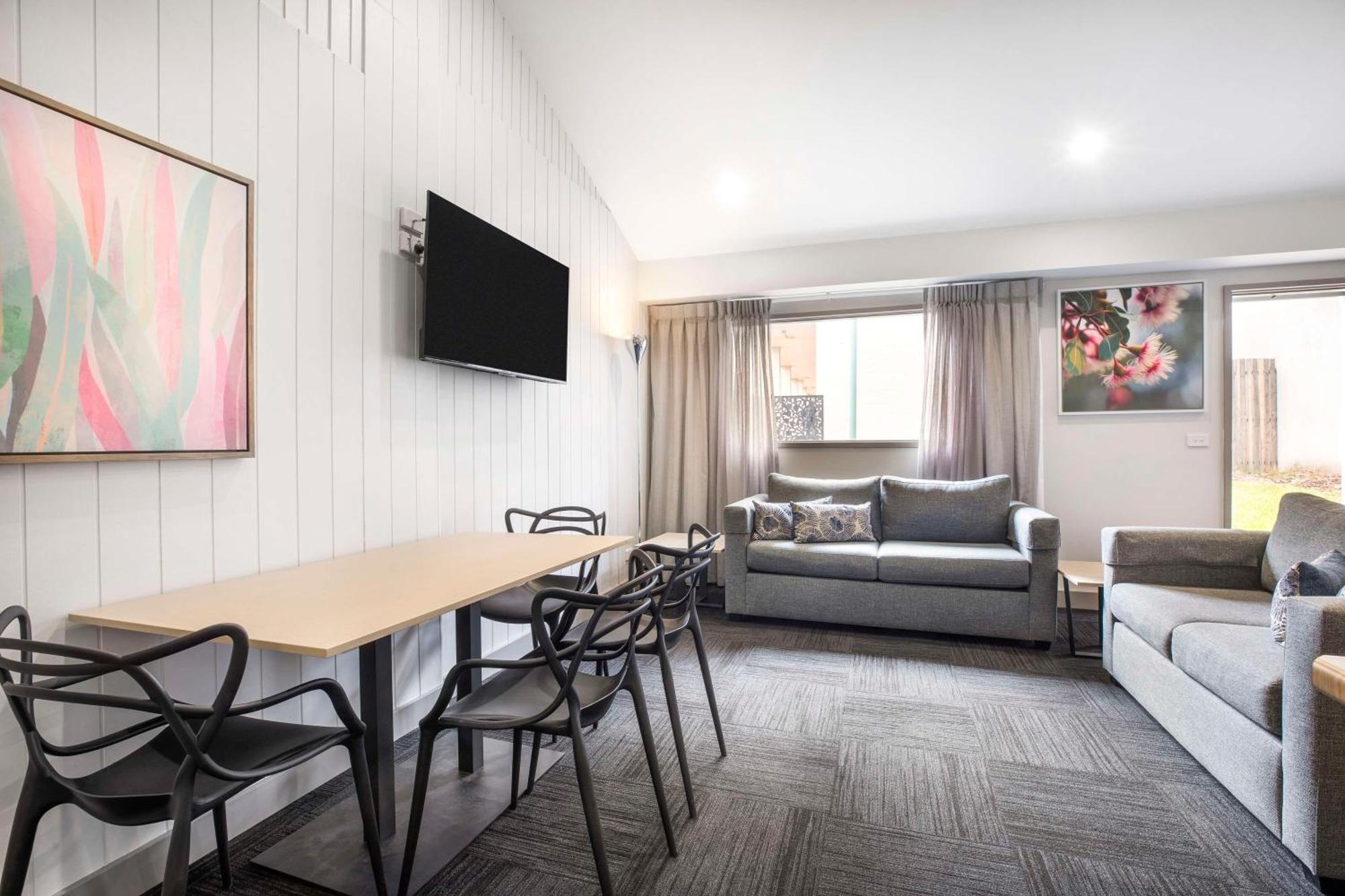 Nightcap At Ferntree Gully Hotel Motel Extérieur photo